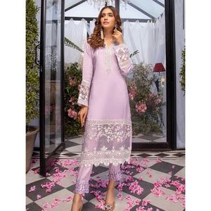 Size M 2 Piece Outfit